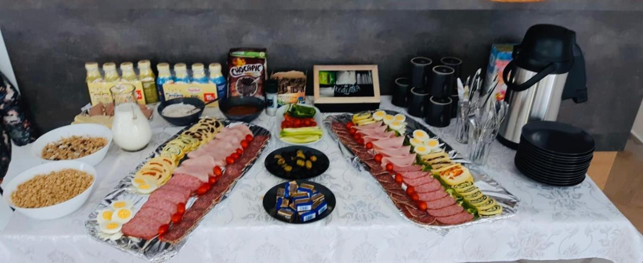 Pensiunea Qubik Praid Ocna de Jos Esterno foto